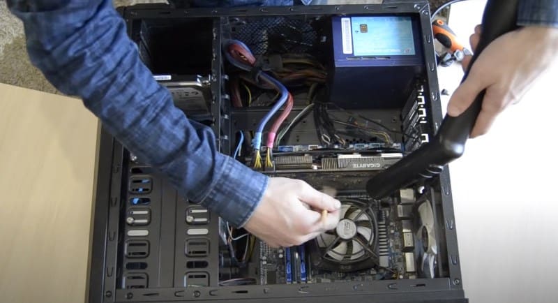 Чистка вентилятора от пыли