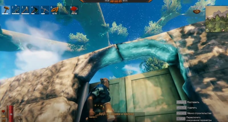 Каменная арка над воротами